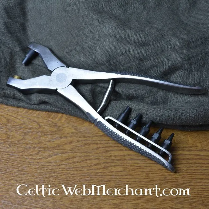 Coup De Poing Pinces 1 Coup De Poing Pinces