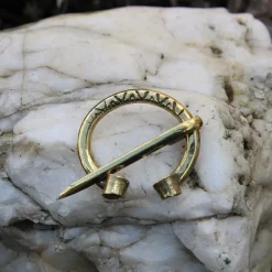 Viking Fer à Cheval Péroné Birka, Bronze -Promos Halloween Boutique viking fer a cheval perone birka bronze 5